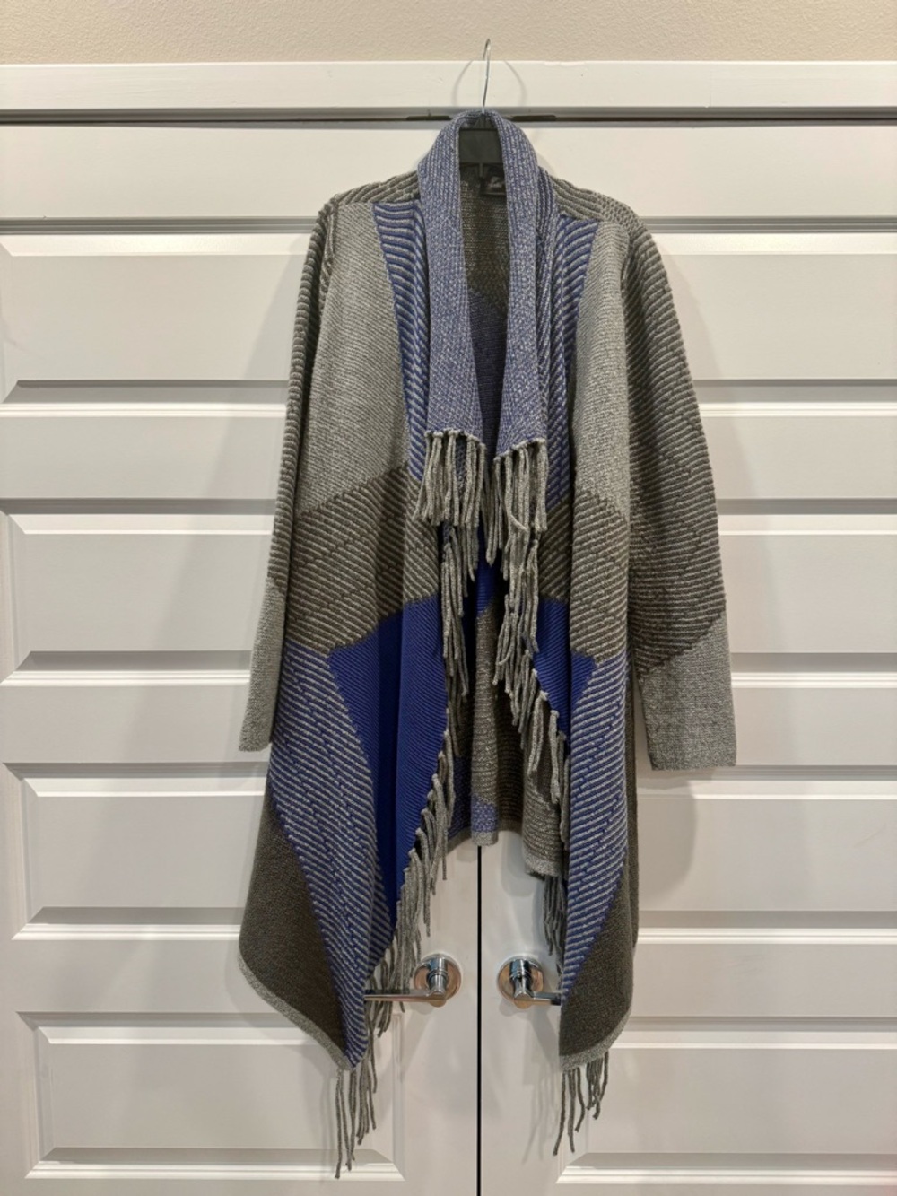 Rafaella Two-Tone Knit Cardigan in Blue and Gray